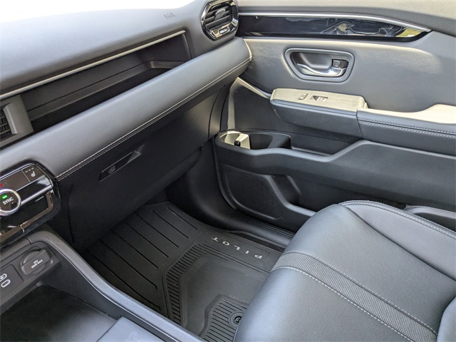 2024 Honda Pilot Touring photo 18