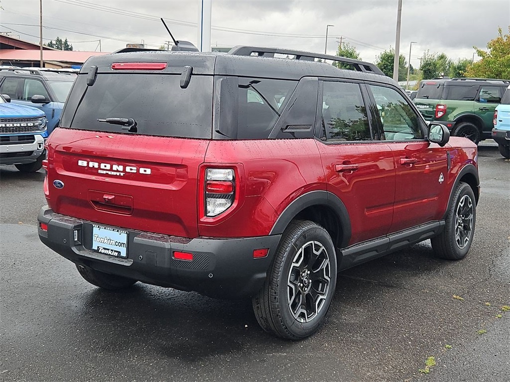2025 Ford Bronco Sport Outer Banks photo 5
