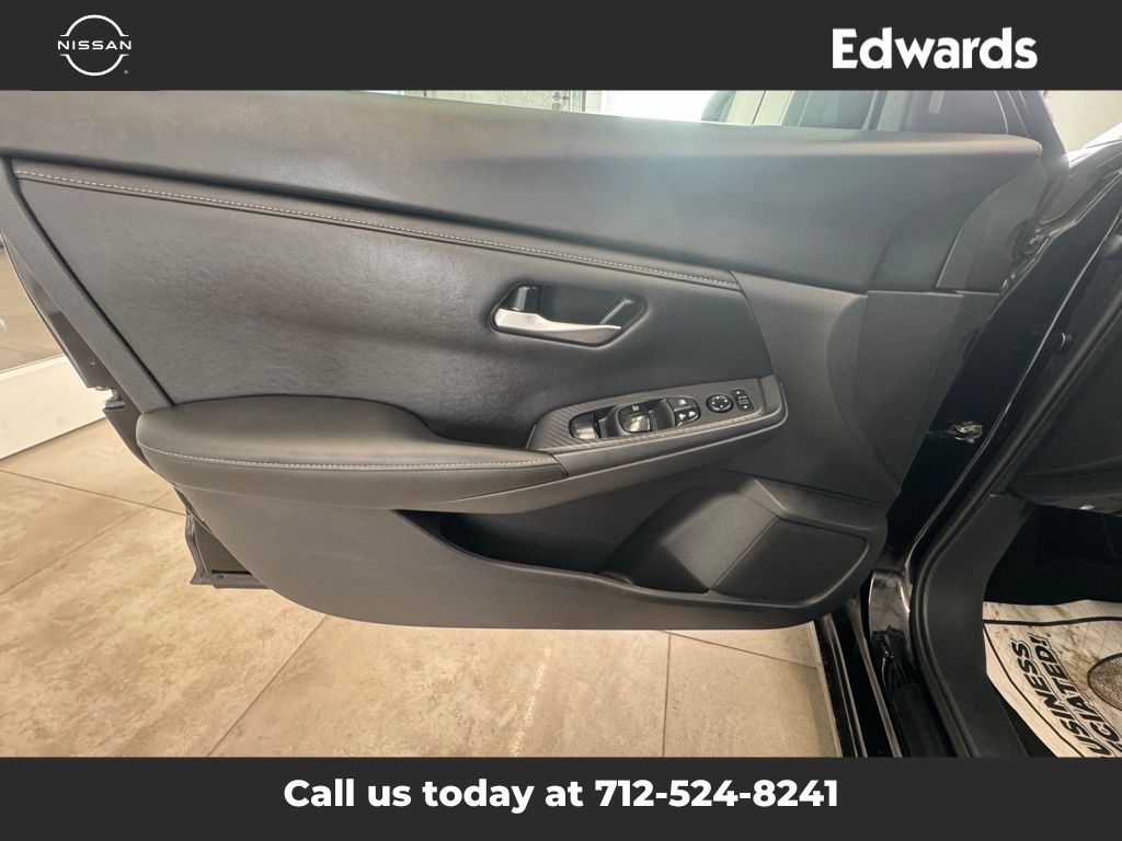 2024 Nissan Sentra SV photo 16