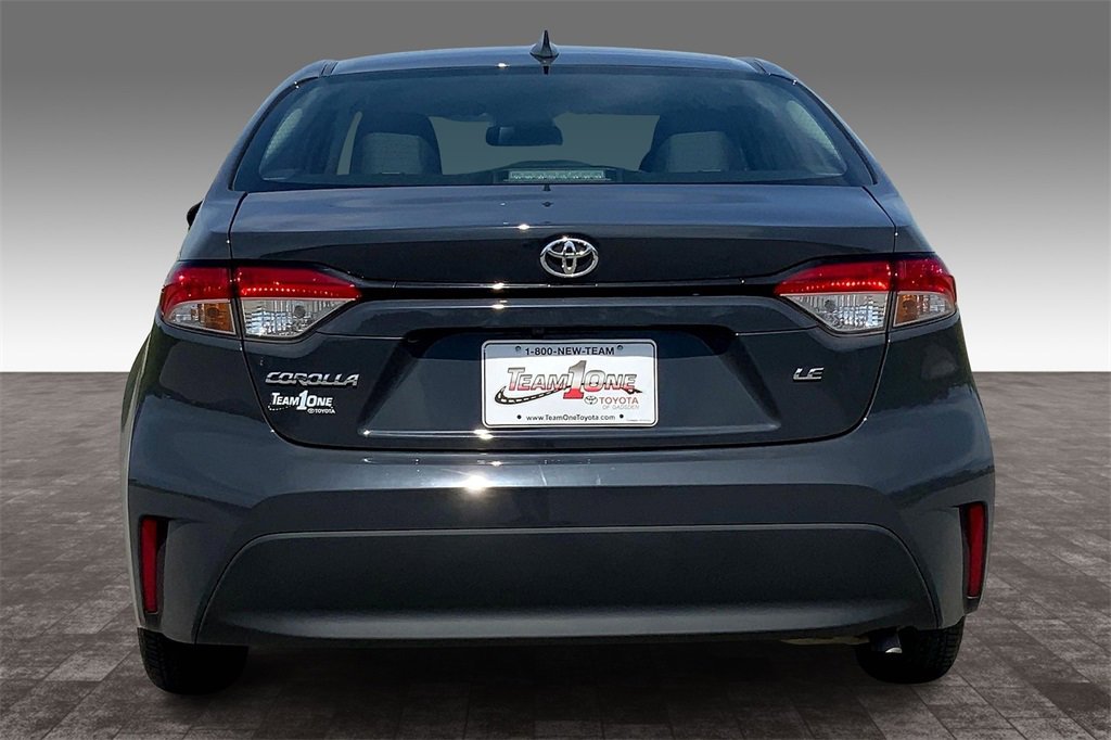 2024 Toyota Corolla LE photo 3