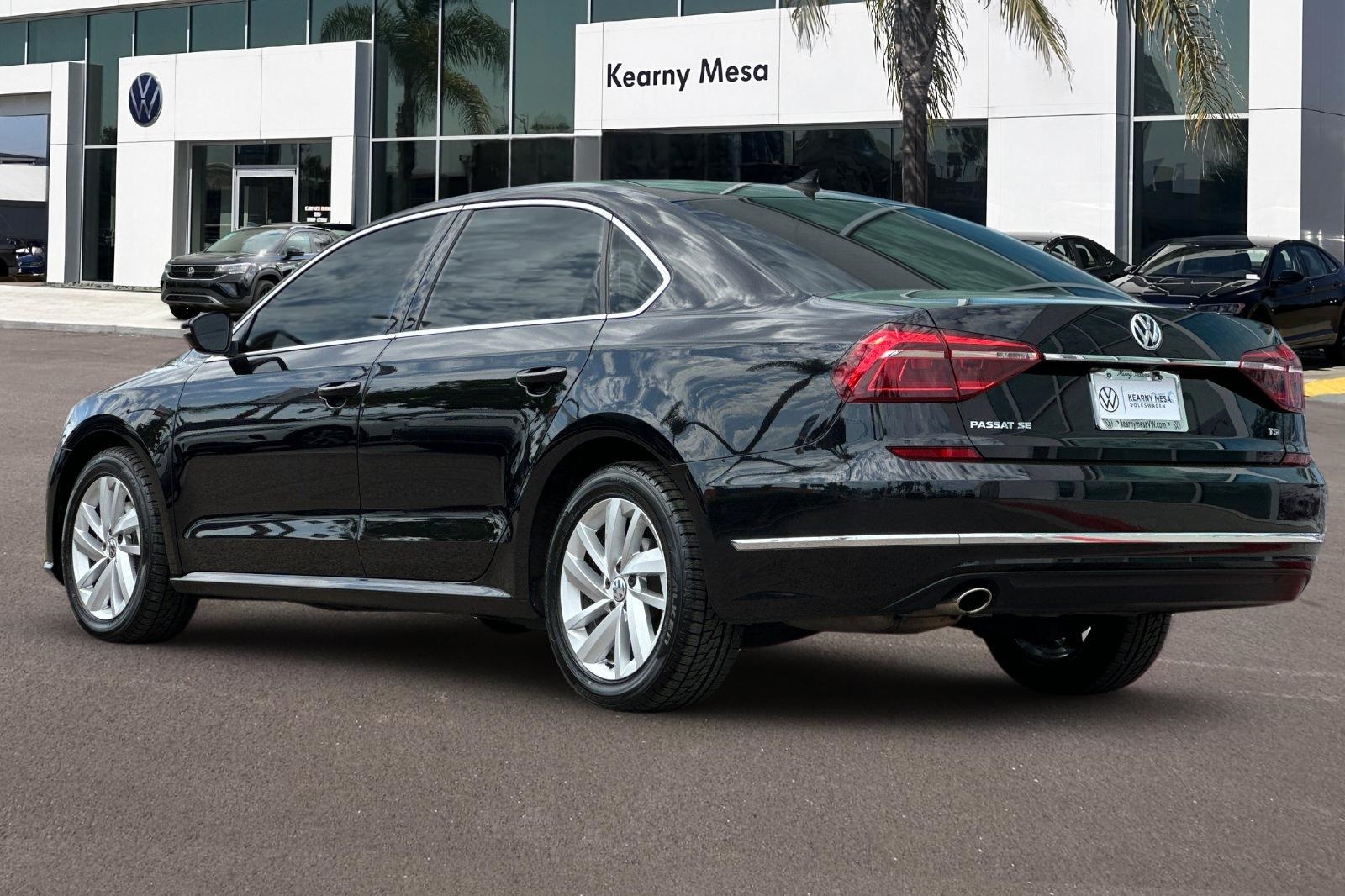 2018 Volkswagen Passat 2.0T SE photo 4