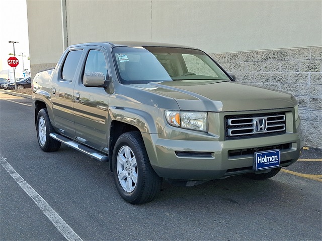 2007 Honda Ridgeline RTS photo 2