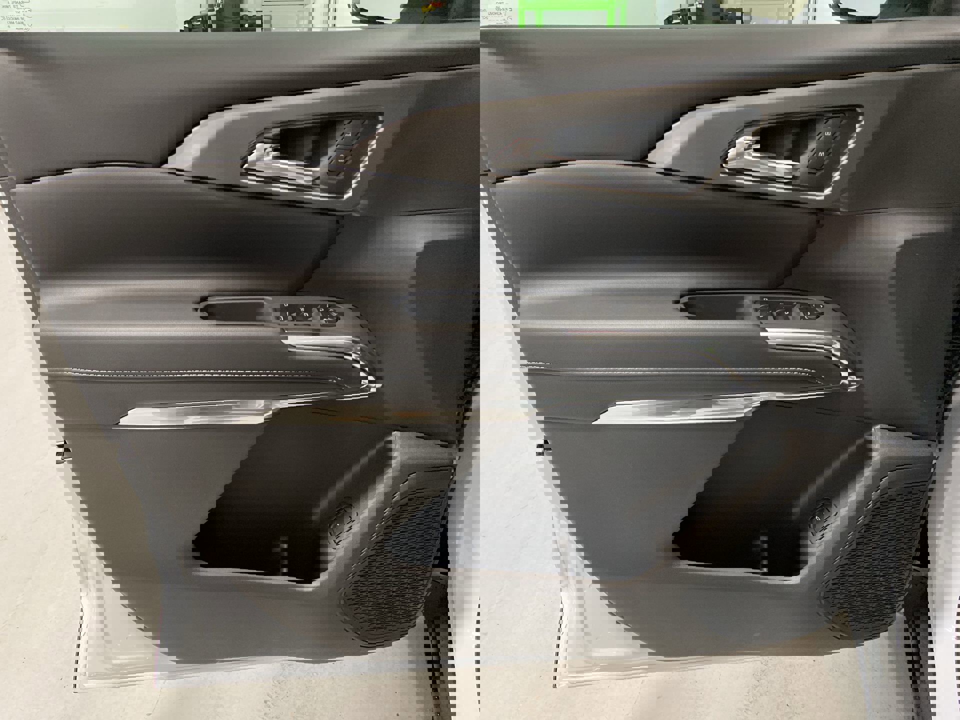 2026 Chevrolet Traverse photo 21