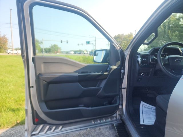 2021 Ford F-150 XL photo 18