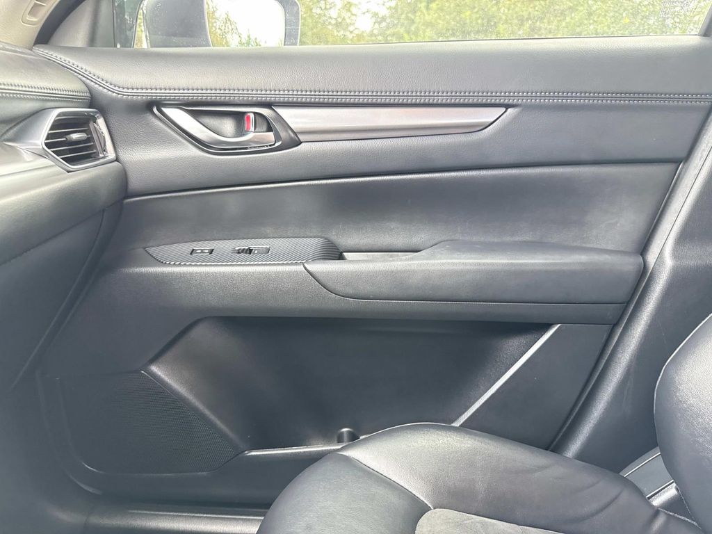 2022 Mazda CX-5 2.5 Select photo 22