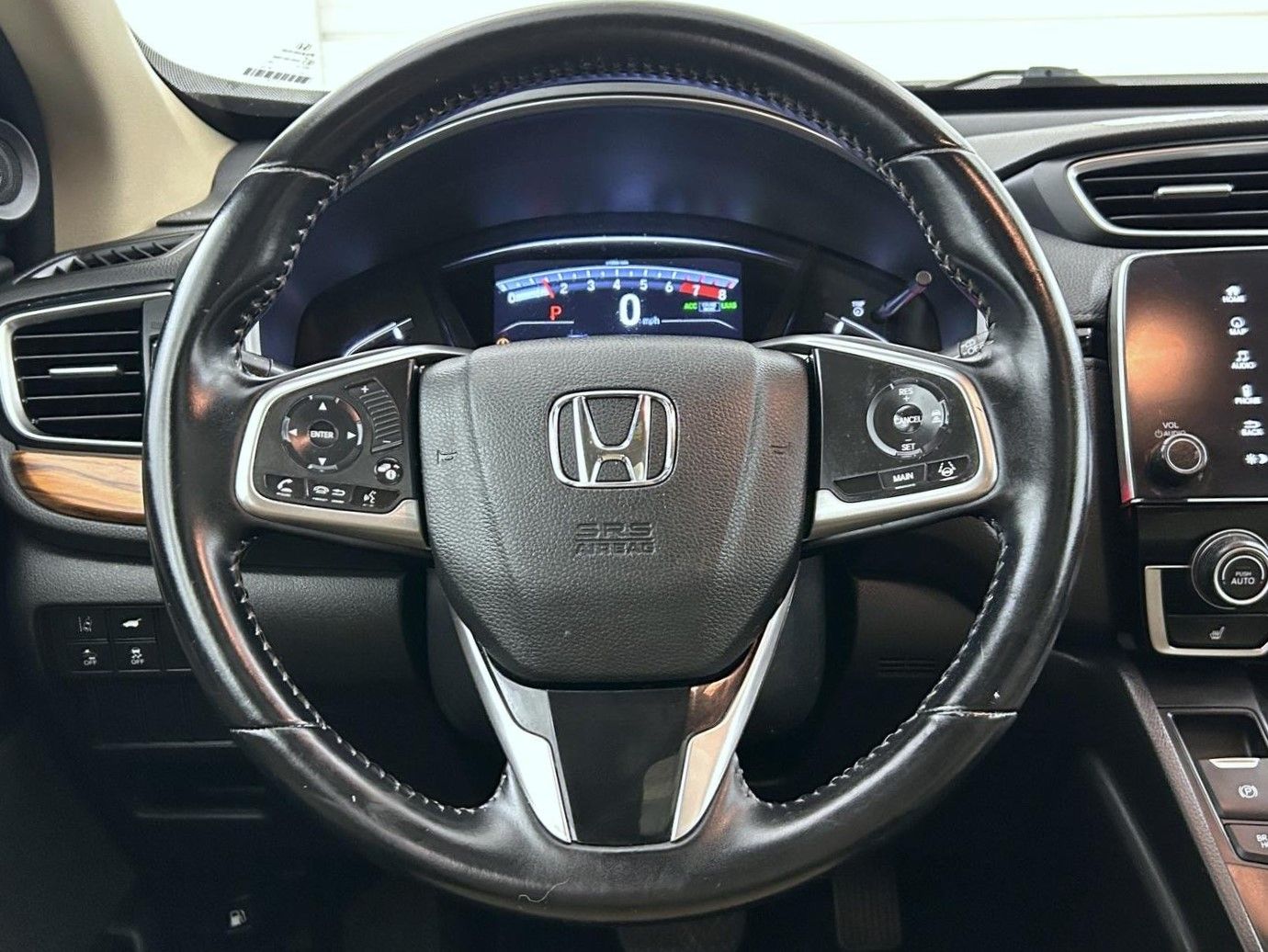 2018 Honda CR-V Touring photo 11