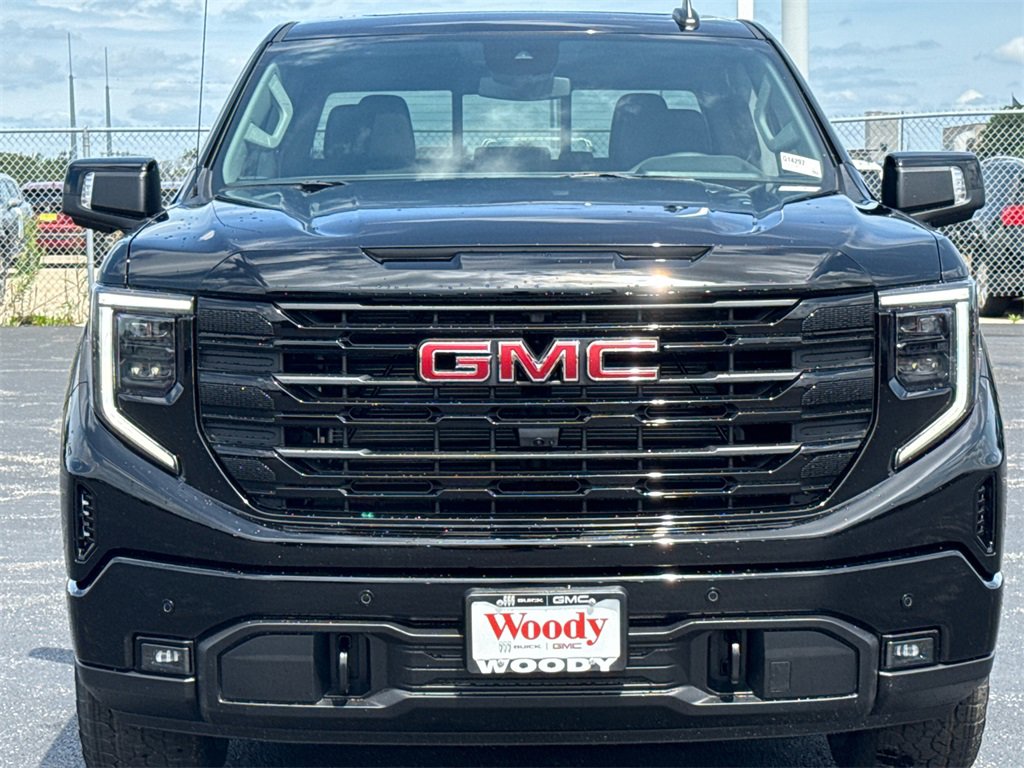 2026 GMC SIERRA - Image 2