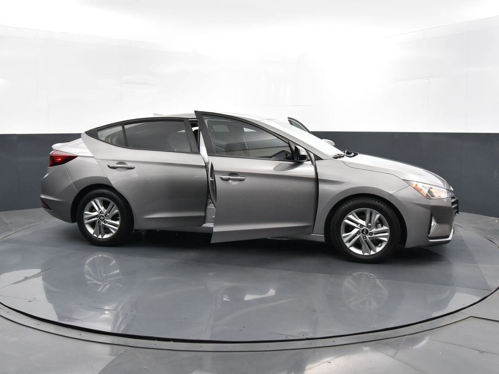 2020 Hyundai Elantra Value Edition photo 34