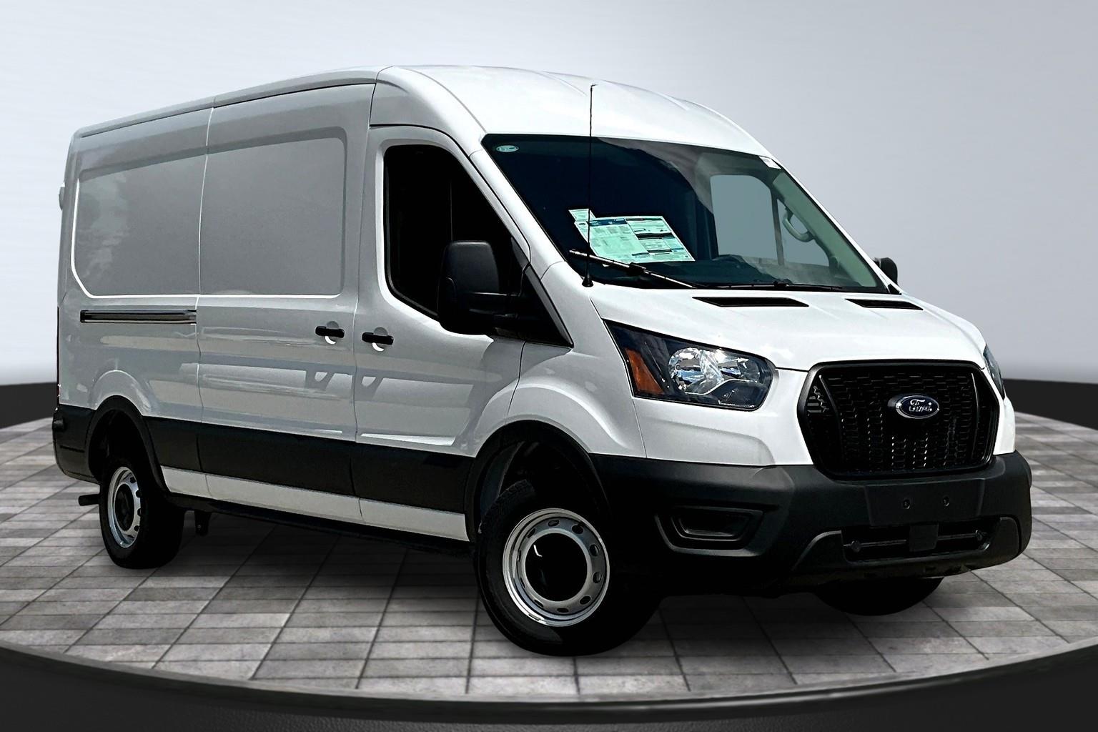 2025 Ford Transit Van Base's photo