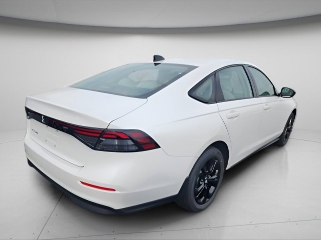 2025 Honda Accord SE photo 5