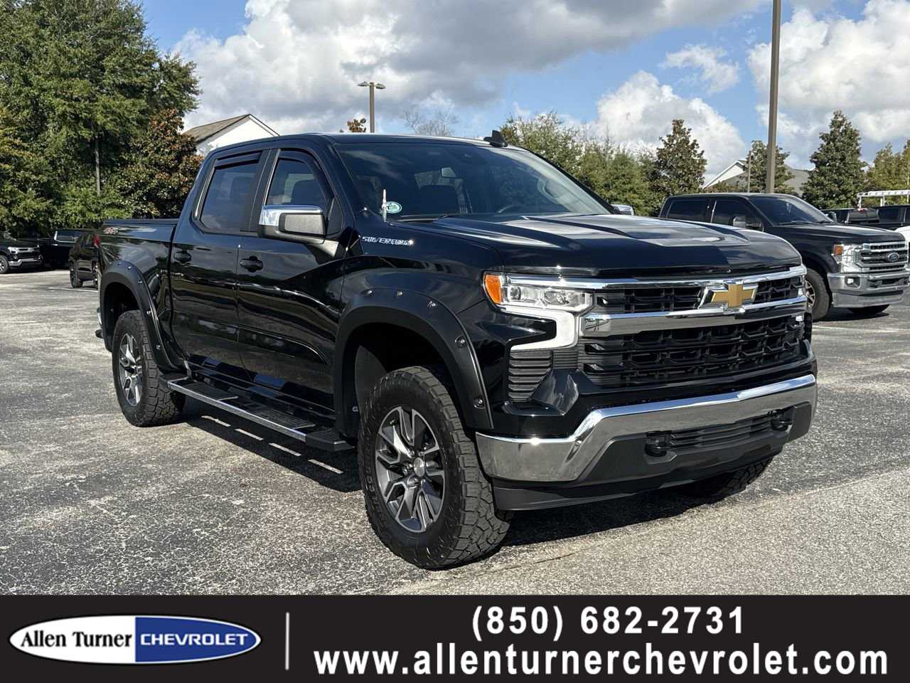 2023 Chevrolet Silverado 1500 LT's photo