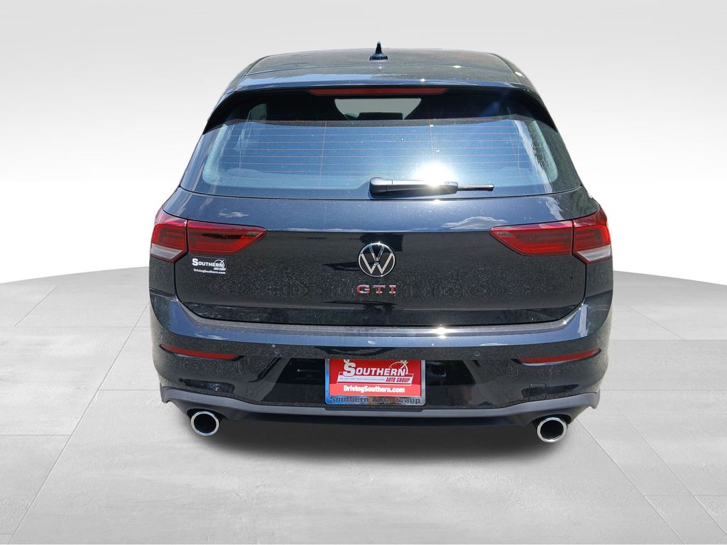 2025 Volkswagen Golf GTI SE photo 4