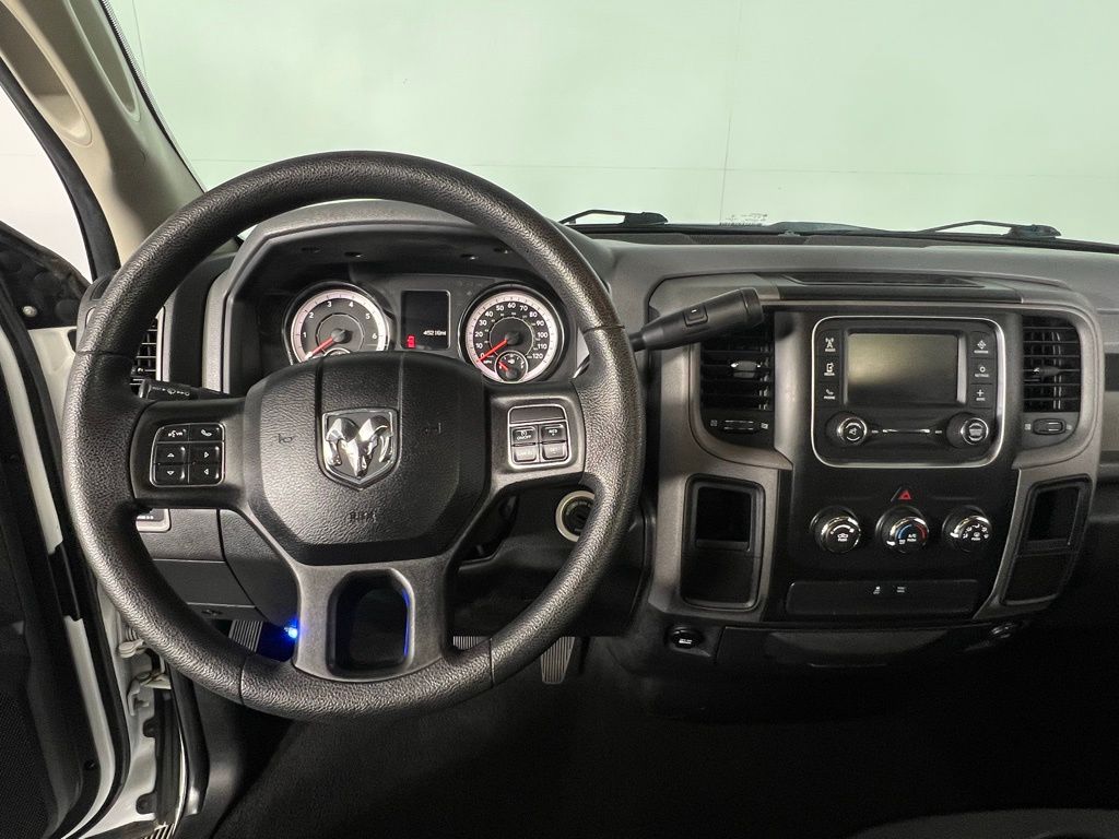 2016 Ram 3500 Tradesman photo 9