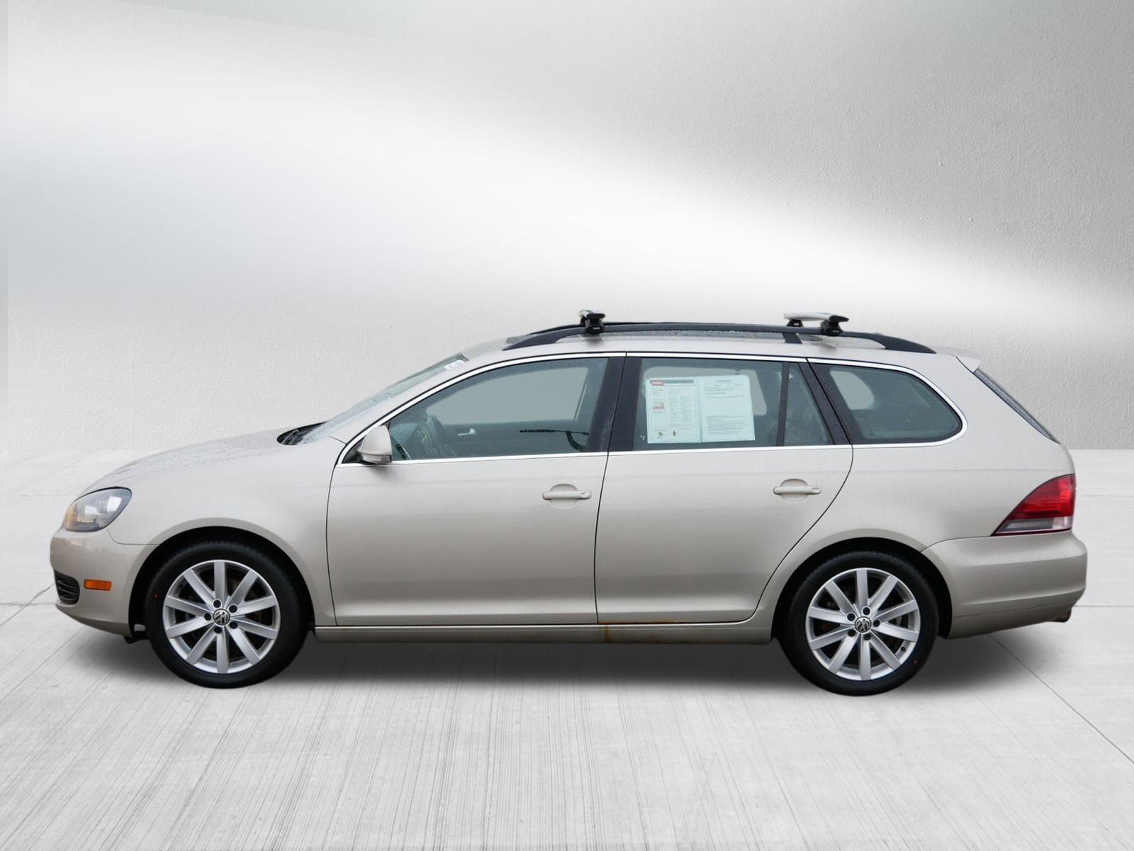 2013 Volkswagen Jetta SportWagen SE photo 4