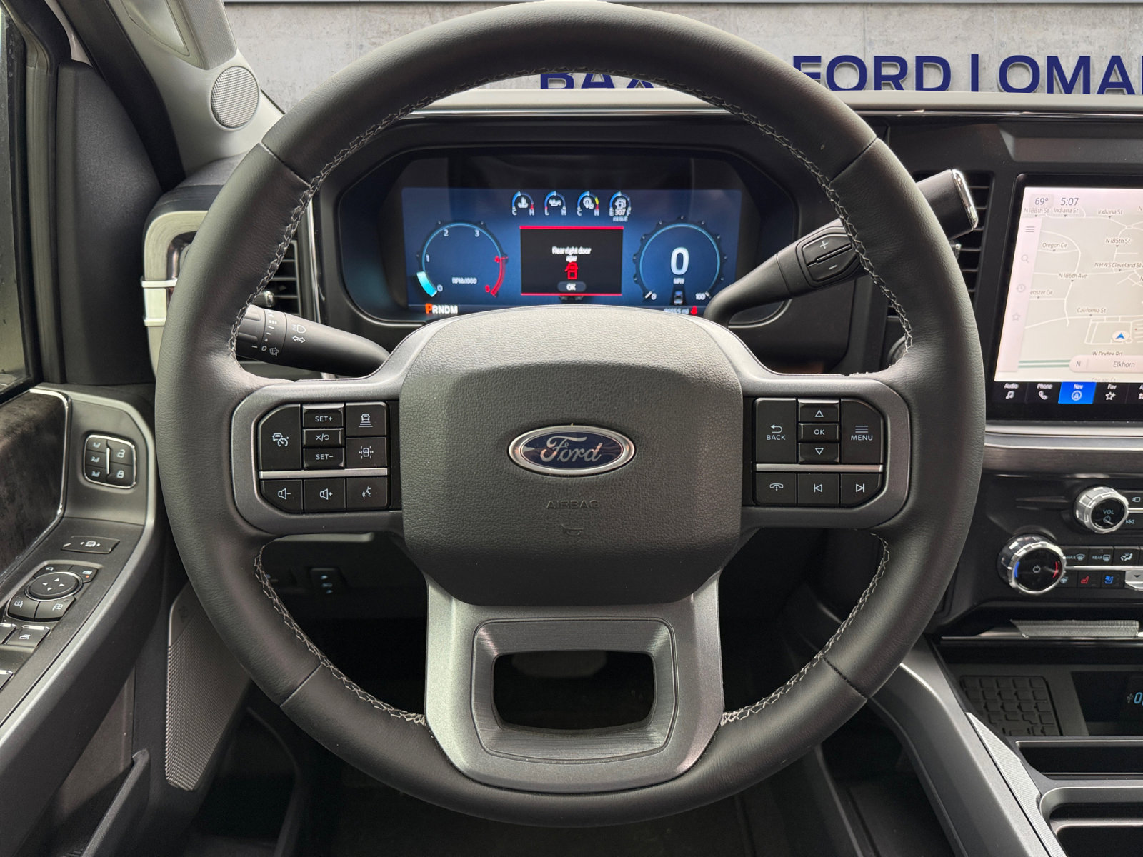 2025 Ford F-350 photo 14