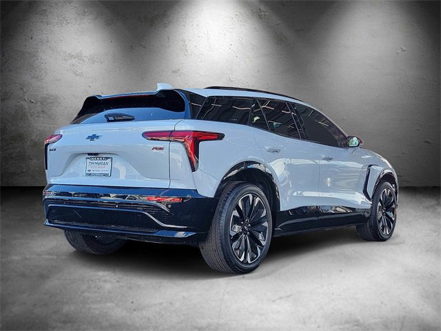2026 Chevrolet Blazer EV RS photo 3