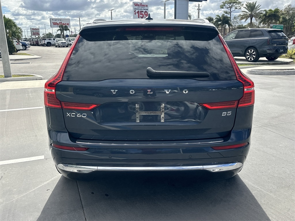 2023 Volvo XC60 B5 Ultimate photo 4