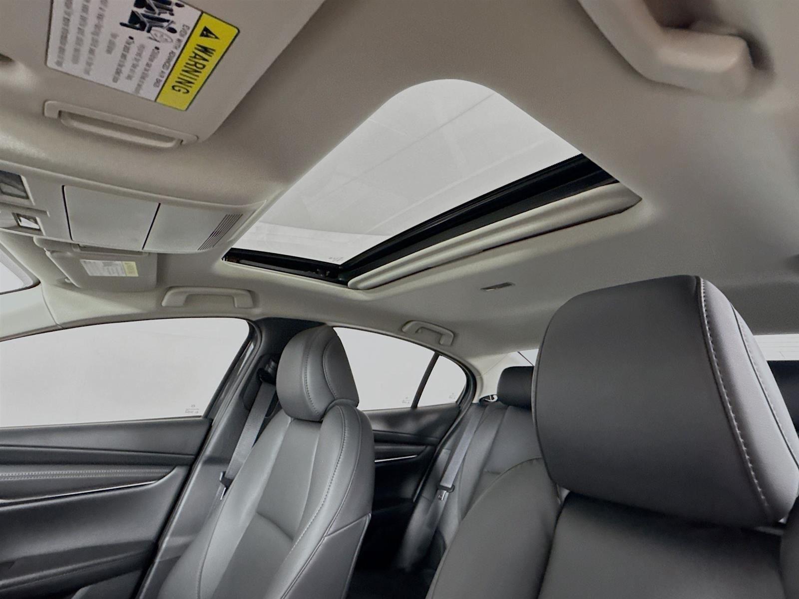 2025 Mazda Mazda3 2.5 s Preferred photo 21