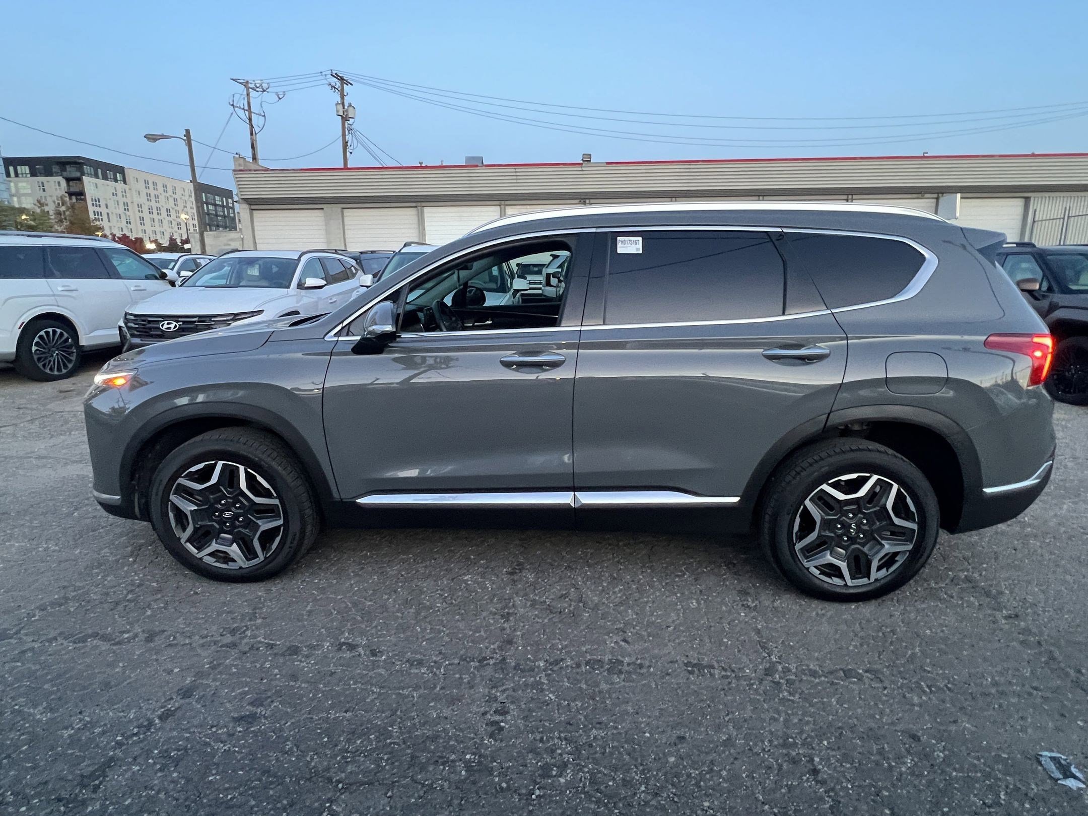 2023 Hyundai Santa Fe Limited photo 4