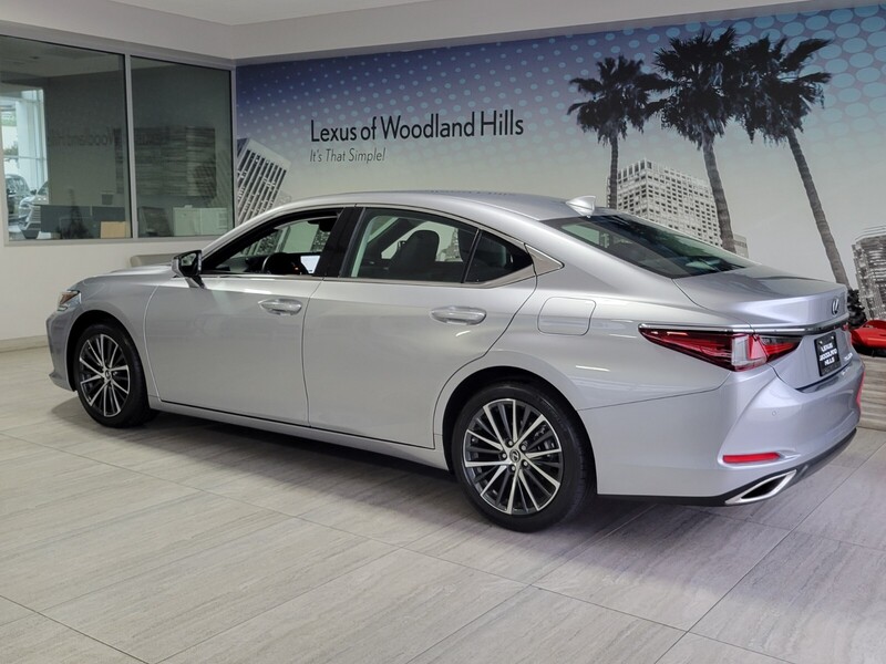 2025 Lexus ES 350 photo 2