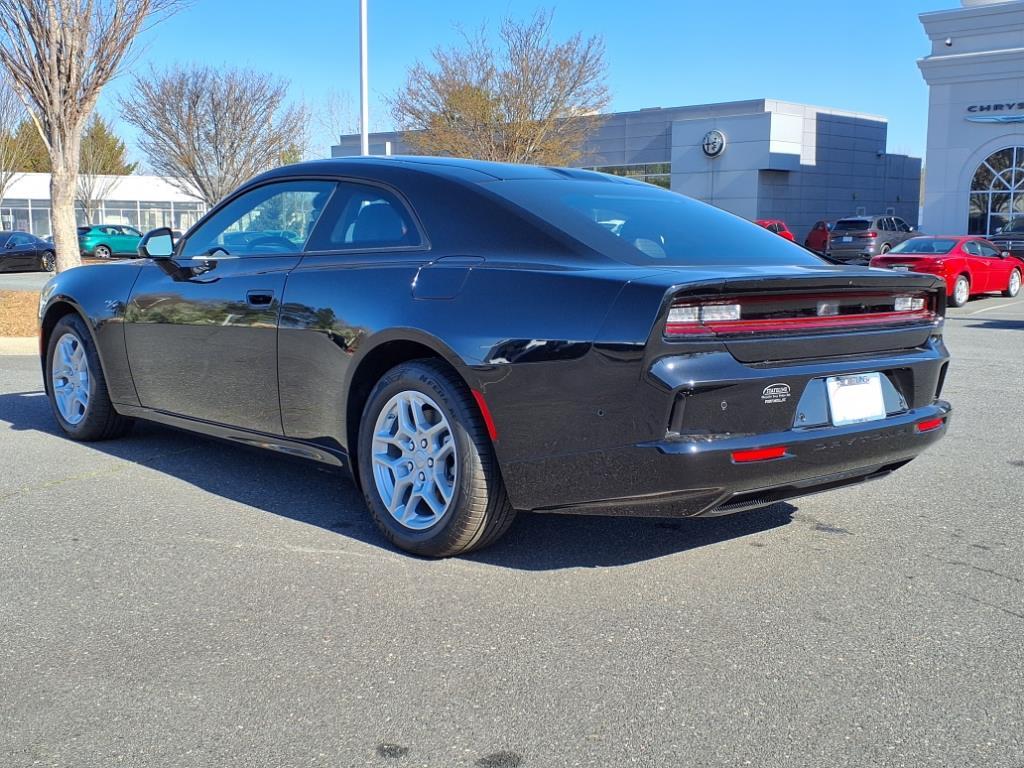 2025 Dodge Charger R/T photo 17