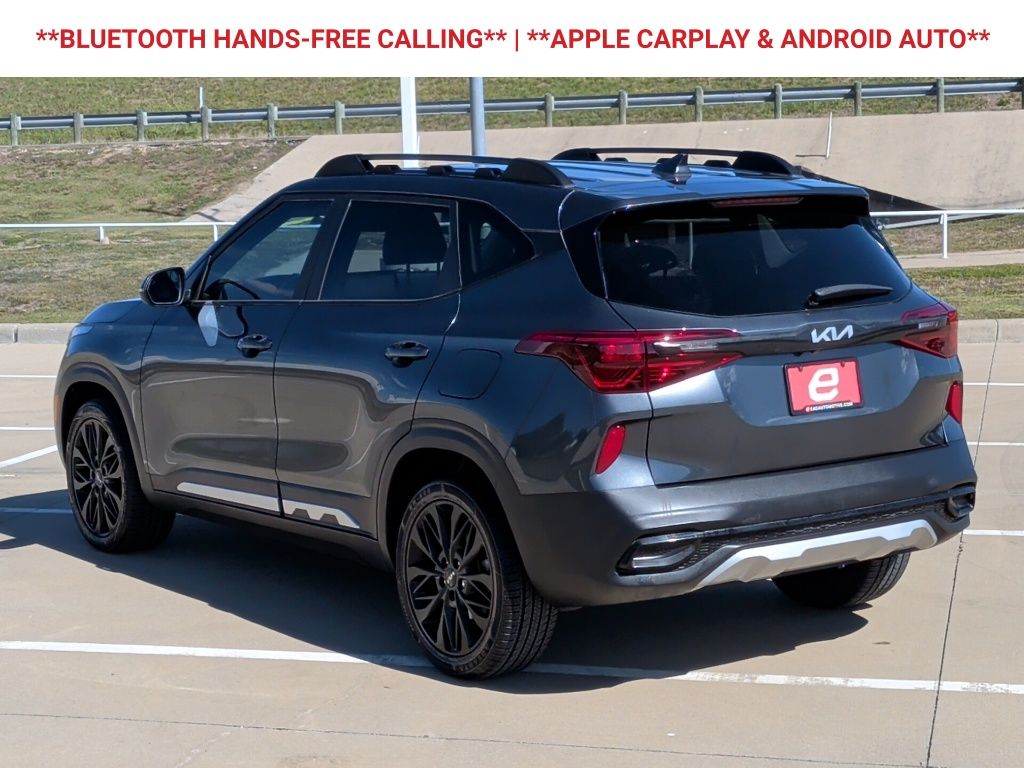 2023 Kia Seltos Nightfall Edition photo 4