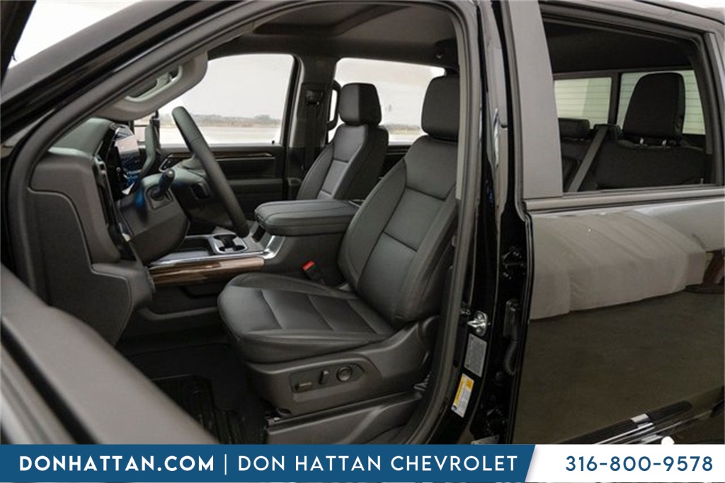 2026 Chevrolet Silverado 3500HD LT photo 4