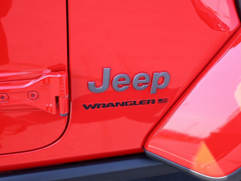 2023 Jeep Wrangler Rubicon photo 10