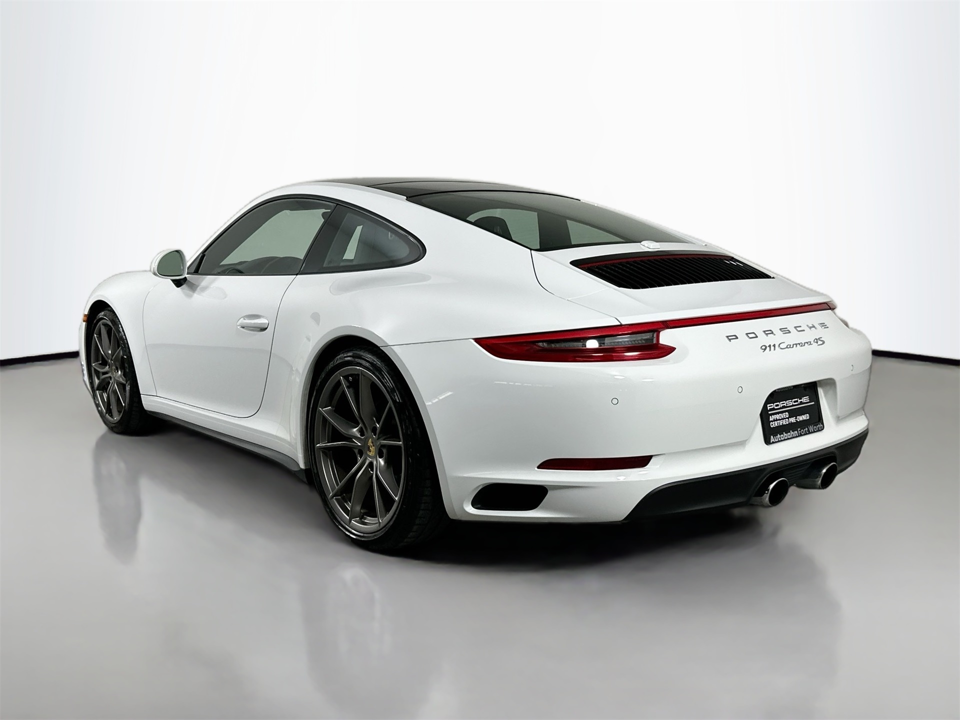 2017 Porsche 911 4S photo 3
