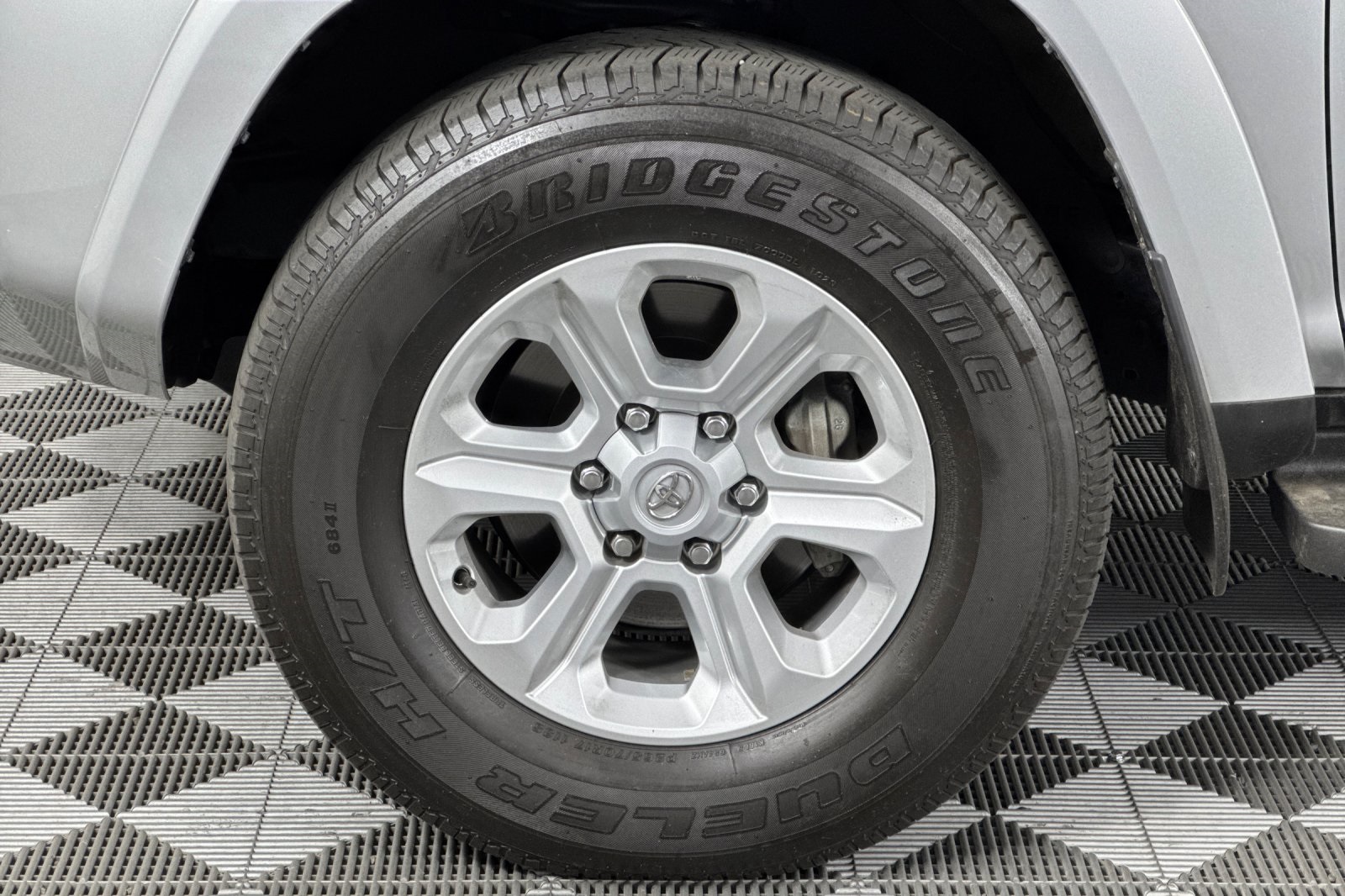 2023 Toyota 4Runner SR5 Premium photo 25
