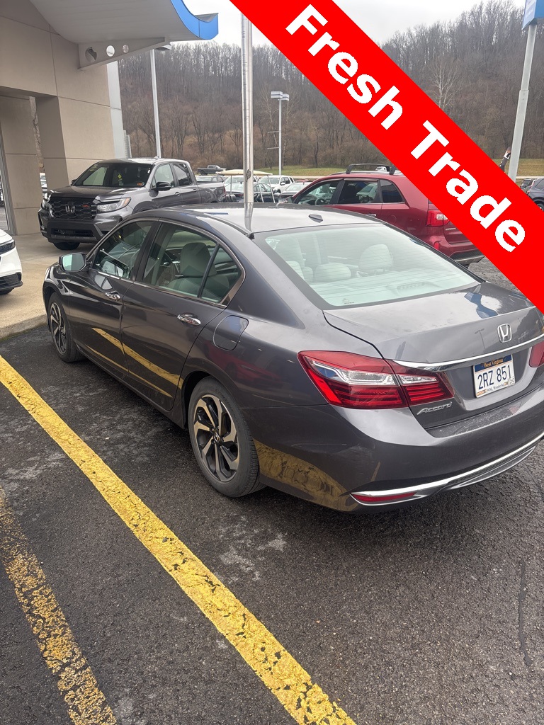 2017 Honda Accord EX-L photo 2