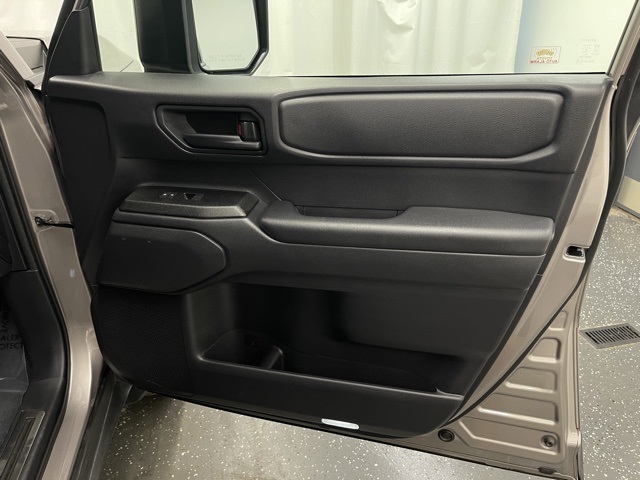 2025 Toyota Land Cruiser photo 7