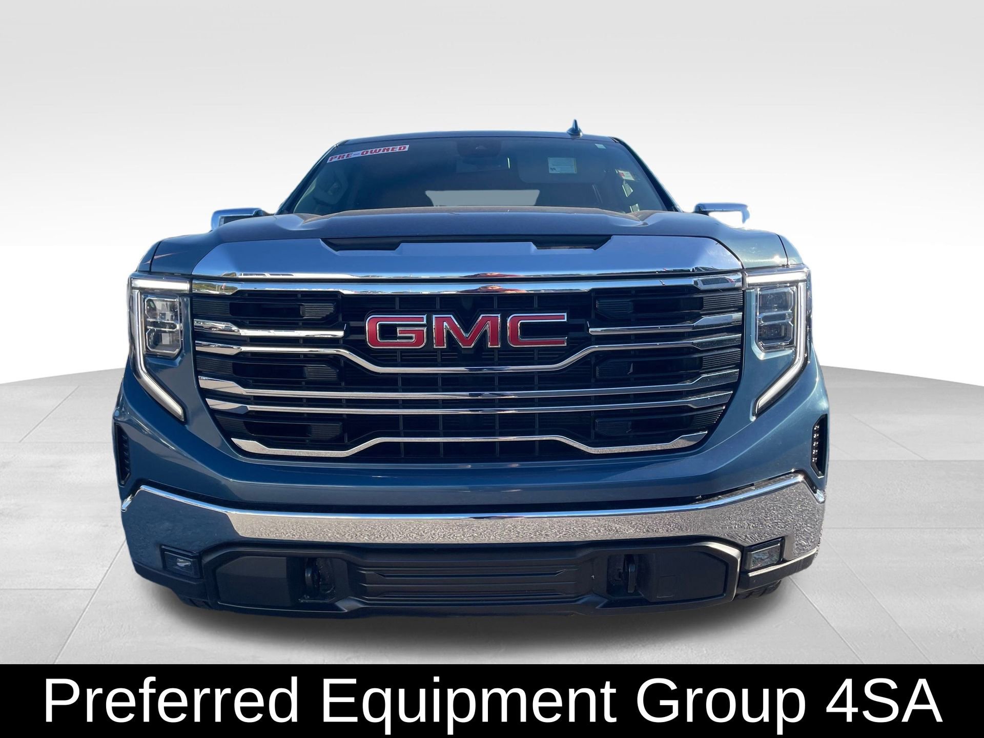 2024 GMC Sierra 1500 SLT's photo