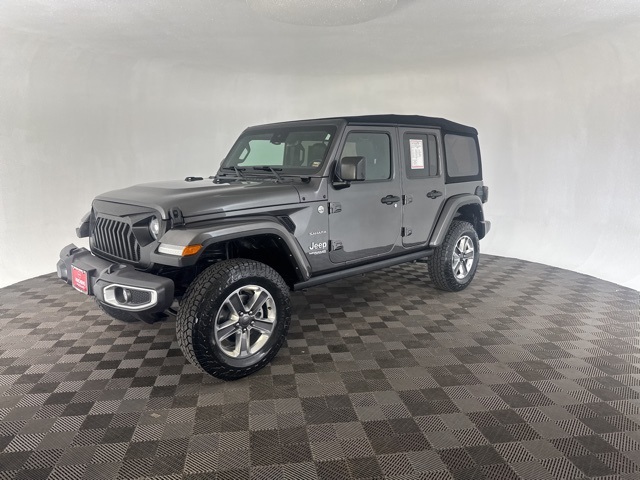 2021 Jeep Wrangler Unlimited Sahara photo 3