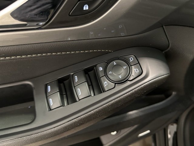 2022 Chevrolet Traverse Leather photo 7