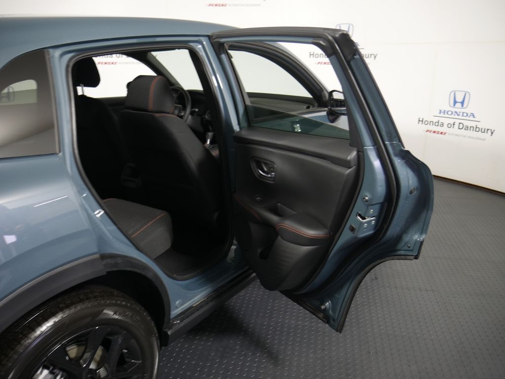 2026 Honda HR-V Sport photo 8
