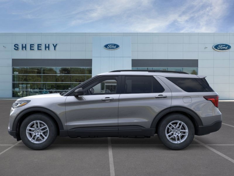 2026 Ford Explorer photo 2