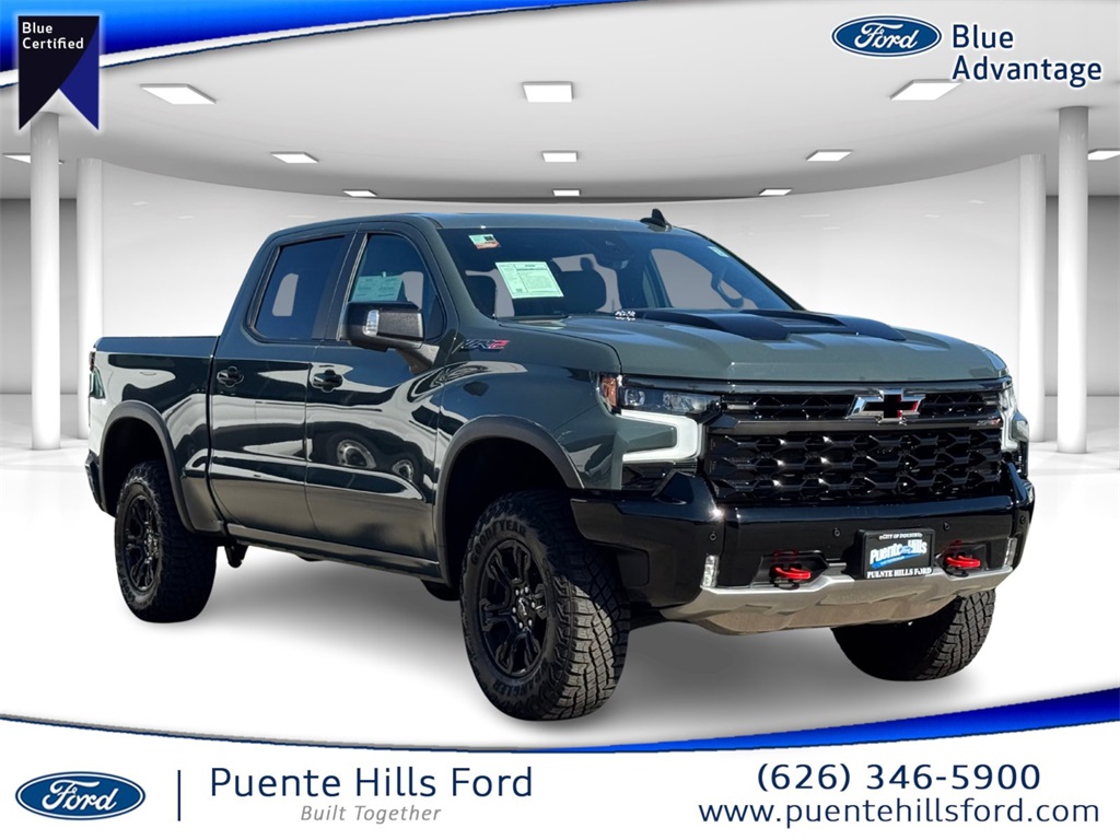 2025 Chevrolet Silverado 1500 ZR2's photo