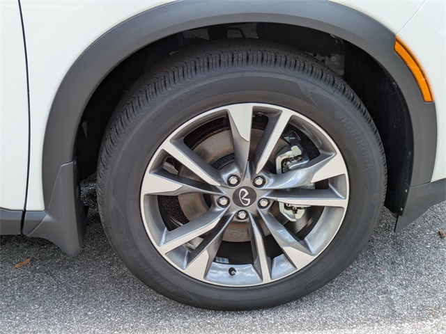 2025 Infiniti QX60 Luxe photo 11