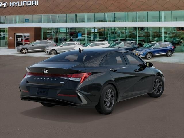 2025 Hyundai Elantra Hybrid Blue photo 3