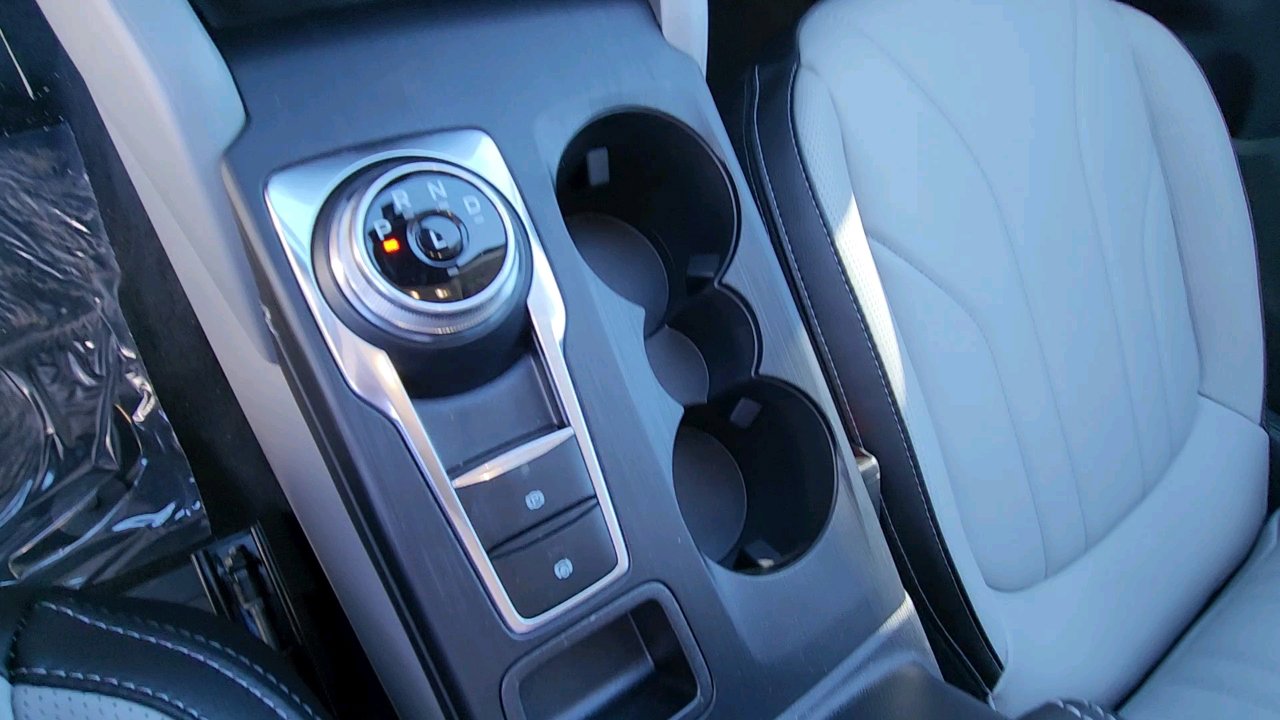 2025 Ford Escape Plug-In Hybrid photo 24