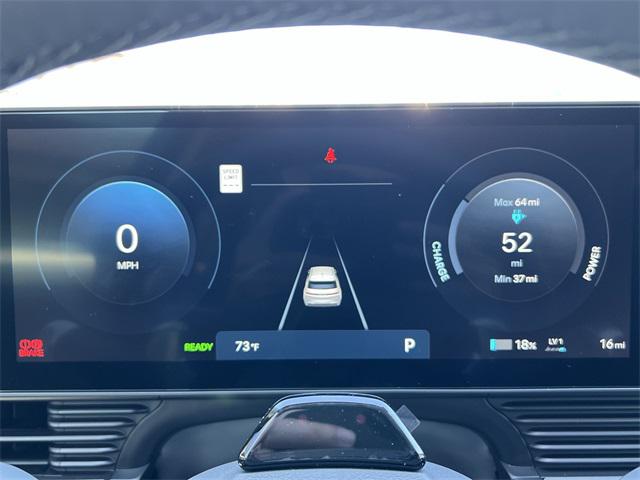 2025 Hyundai Ioniq 5 SE photo 3