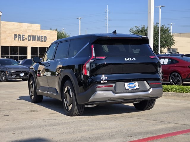 2026 Kia EV9 Light Long Range photo 4