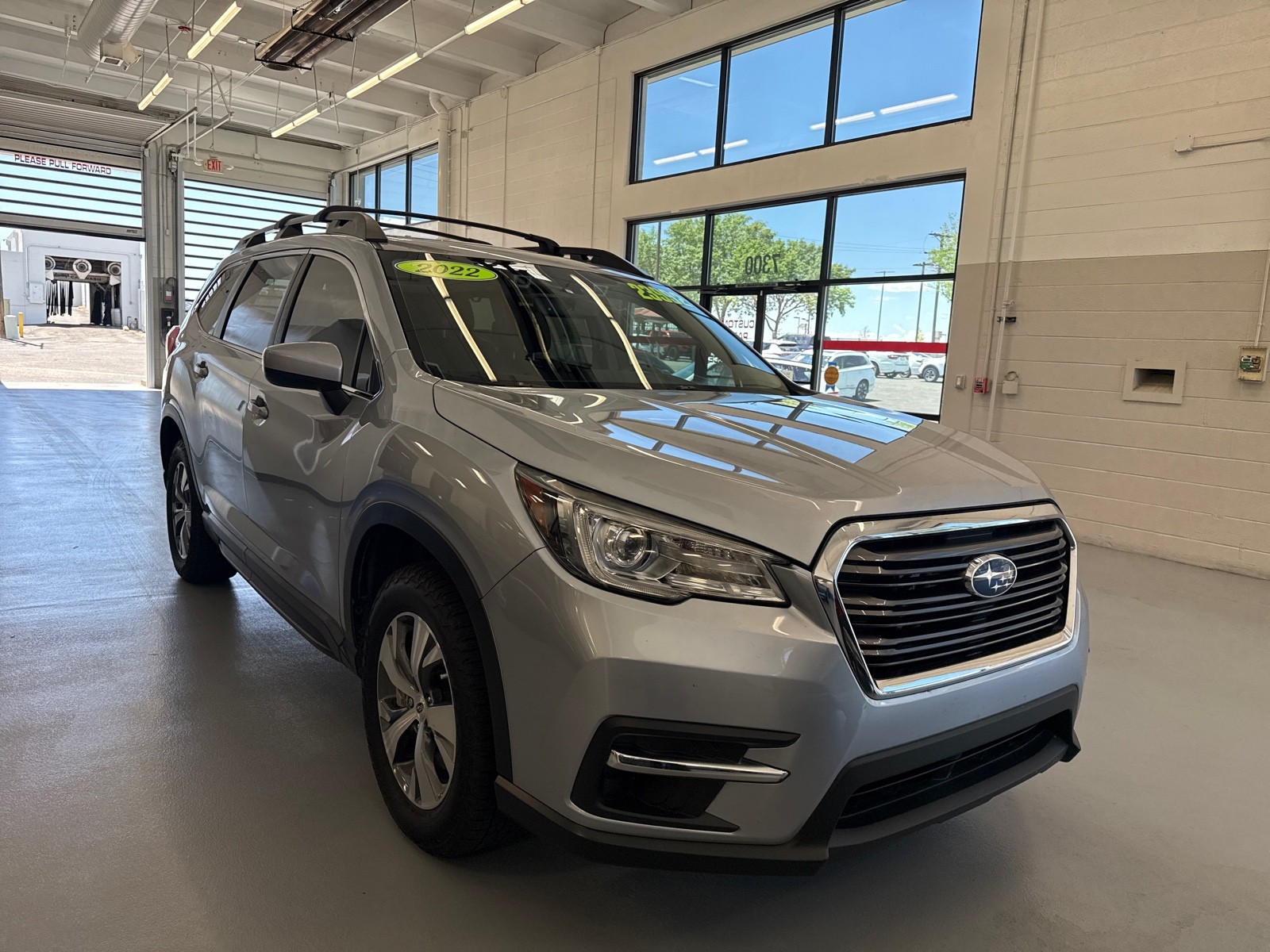 Used 2022 Ice Silver Metallic Subaru Premium image 3