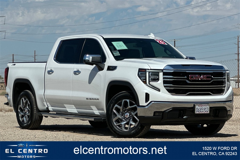 2023 GMC Sierra 1500 SLT's photo