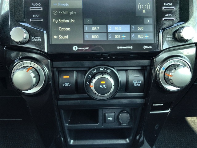 2024 Toyota 4Runner TRD Off-Road photo 9