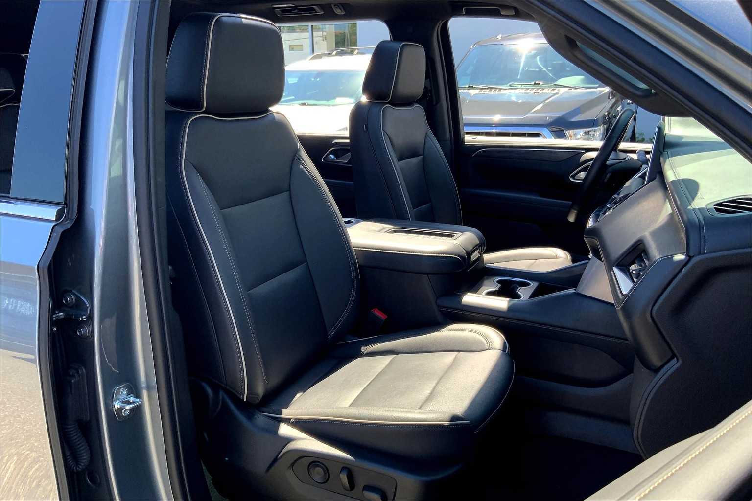 2022 Gmc Yukon XL SLT photo 7