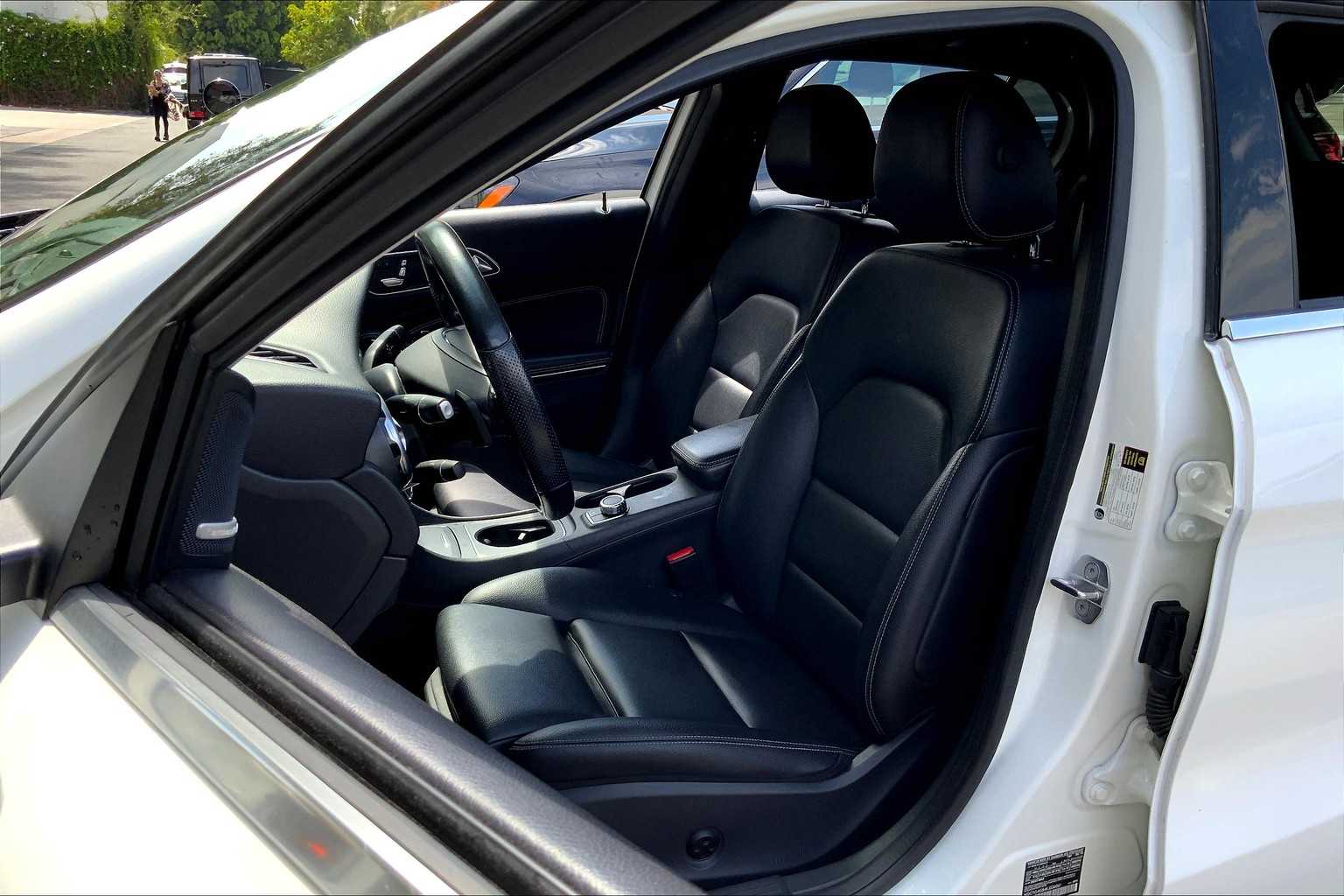 2019 Mercedes Benz GLA 250 4MATIC photo 7
