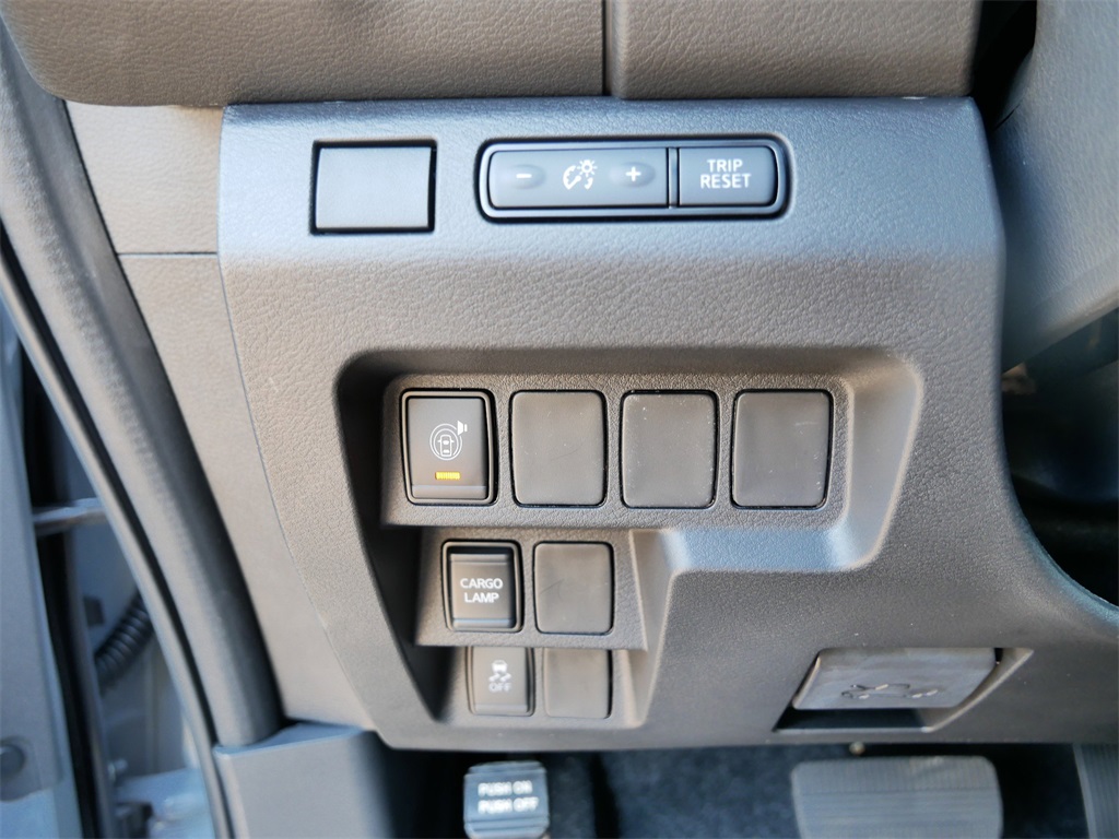 2026 Nissan Frontier SV photo 11