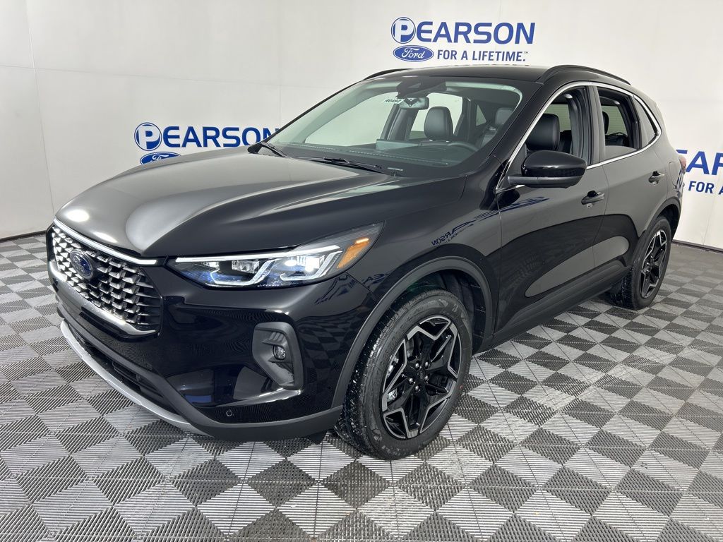 2026 Ford Escape Platinum's photo